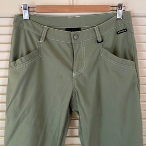 Athleta hiking/active pants size 6 tall
